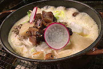 色々野菜の鶏白湯ぐつぐつココット