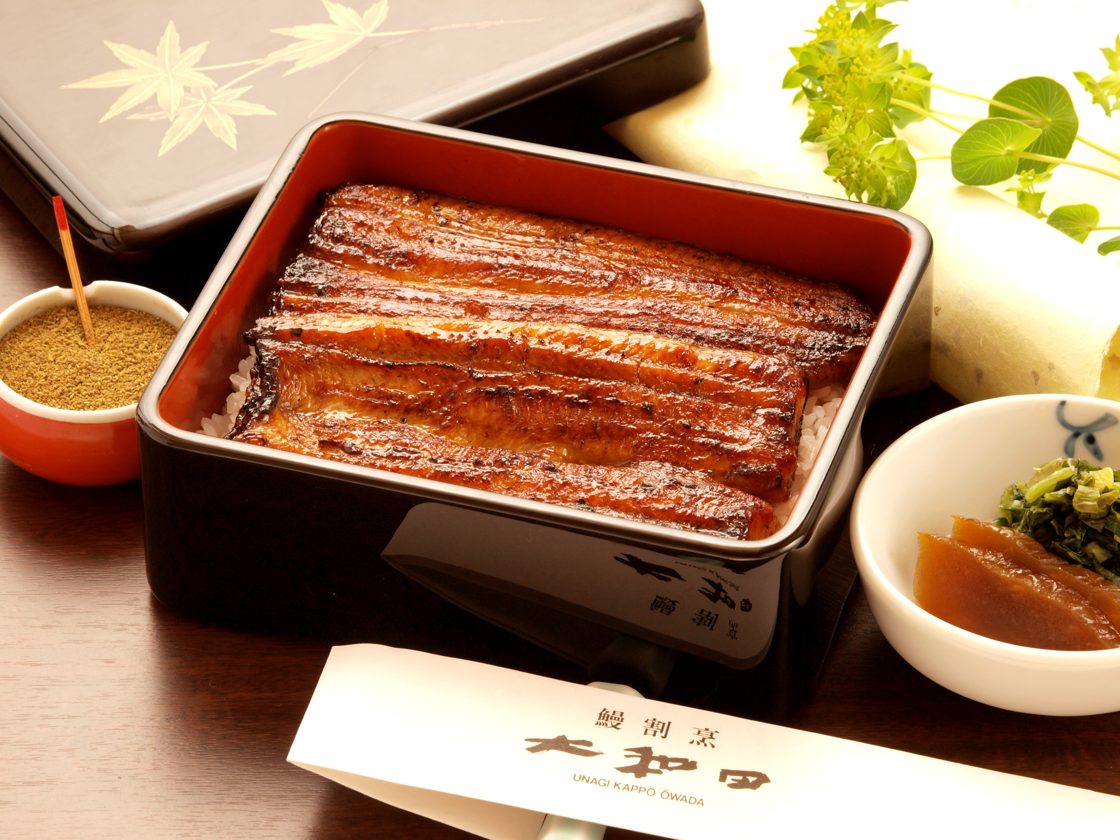 鰻 重
