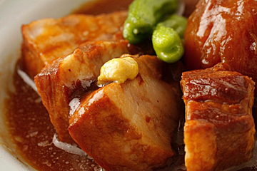 三枚肉の柔らか煮 八角風味