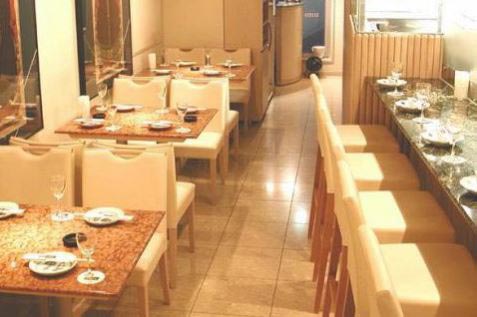 Italian Dining & Bar 銀座 LAZY 店内 Italian Dining & Bar 銀座 LAZY 店内