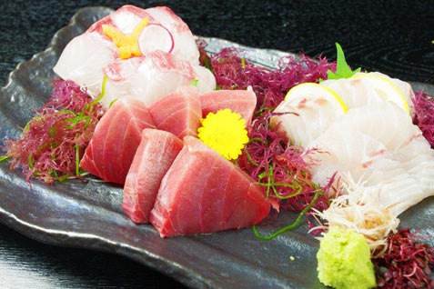 『魚や-TOTOYA- 池袋店』の刺身盛り合わせ 『魚や-TOTOYA- 池袋店』の刺身盛り合わせ