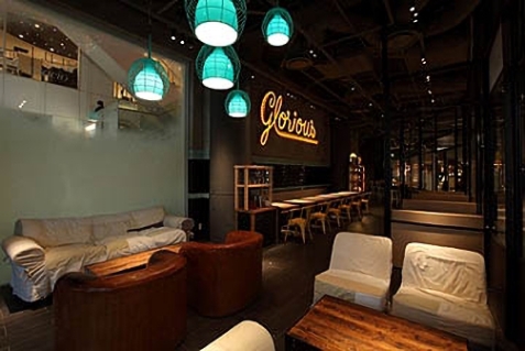 『Glorious Chain Cafe』の店内 『Glorious Chain Cafe』の店内