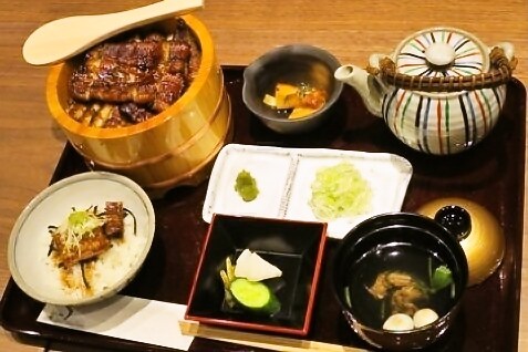 『うなぎ徳 銀座店』の「名物お櫃うなぎ茶漬<並>」 『うなぎ徳 銀座店』の「名物お櫃うなぎ茶漬<並>」