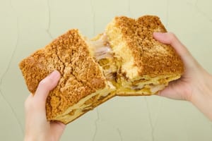 ドバイもちクッキーの次はコレ?餅が伸びる「台湾ピーナッツ餅カステラ」