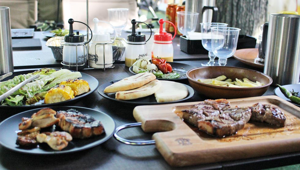 『森のビアガーデン 2026』の「Weber BBQ 飲み放題付きプラン」イメージ